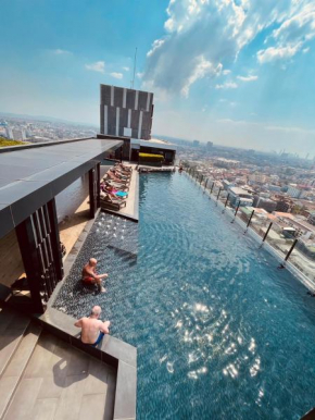 The base Central Pattaya 2 bed 2 bath by Numam